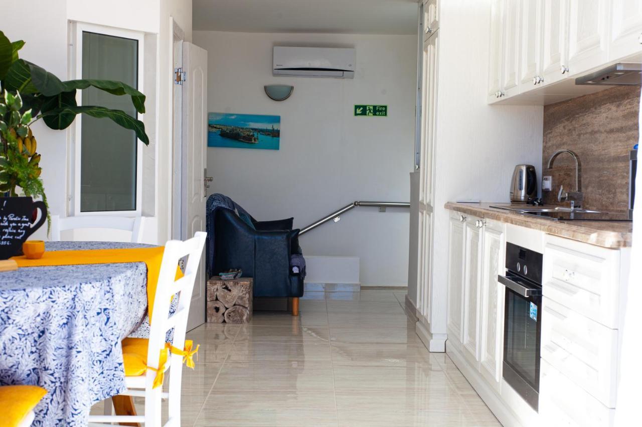Violetta Apartment Birżebbuġa Exterior foto